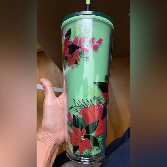 New Starbucks Color Changing Poinsettia 24oz Cup - Picture 4 of 4